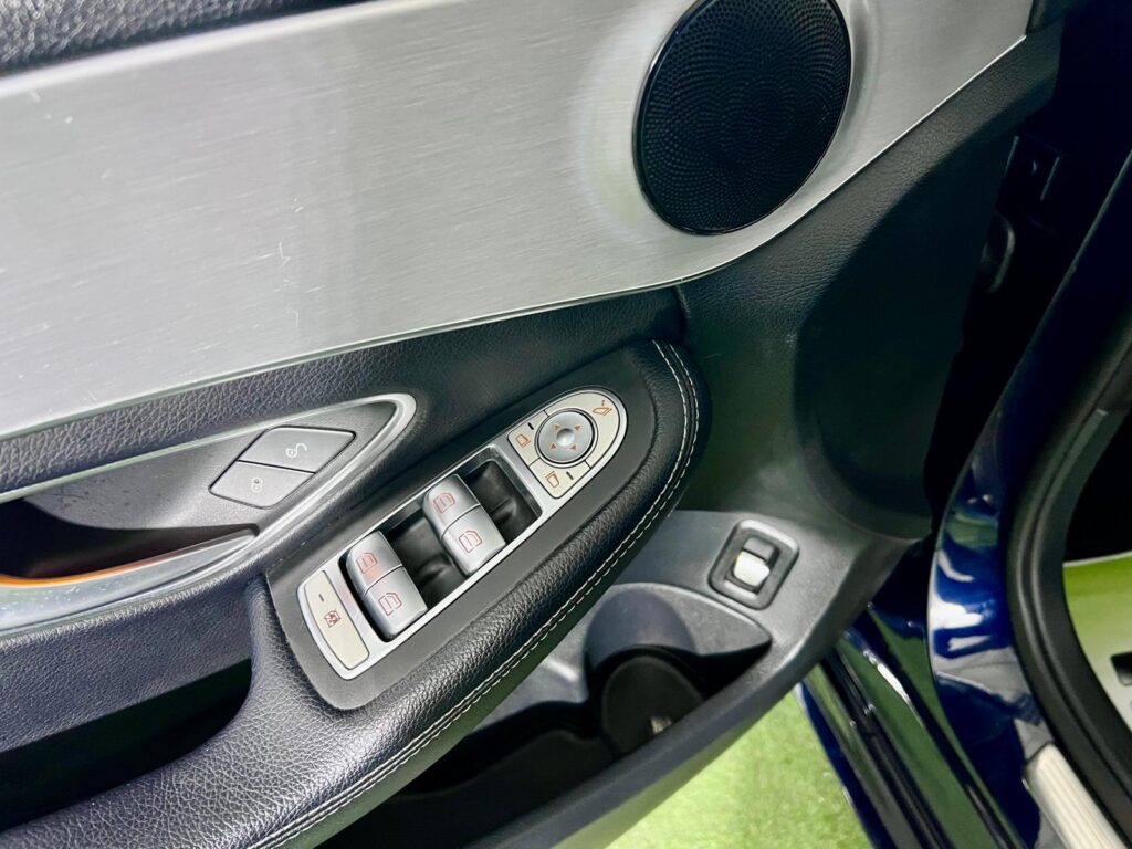 94cc92d1-ba8b-483e-b741-9916a6042961